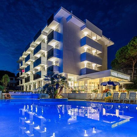 Hotel Ambassador Meuble Lignano Sabbiadoro Esterno foto